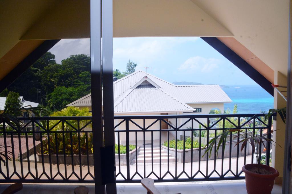 Mountain Lodge Anse Volbert Village  Ngoại thất bức ảnh