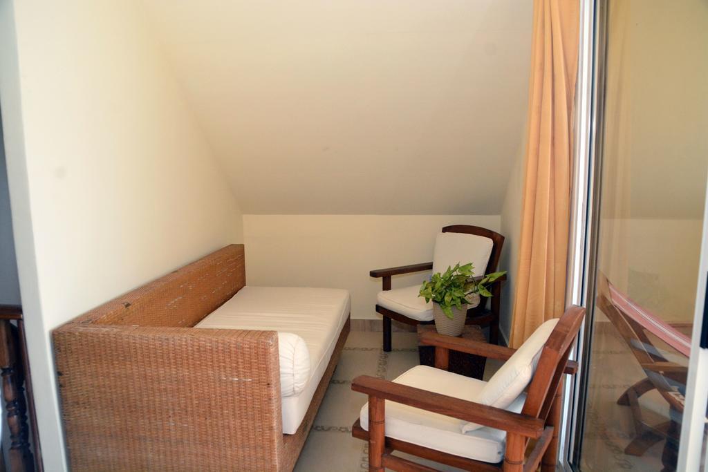 Mountain Lodge Anse Volbert Village  Ngoại thất bức ảnh