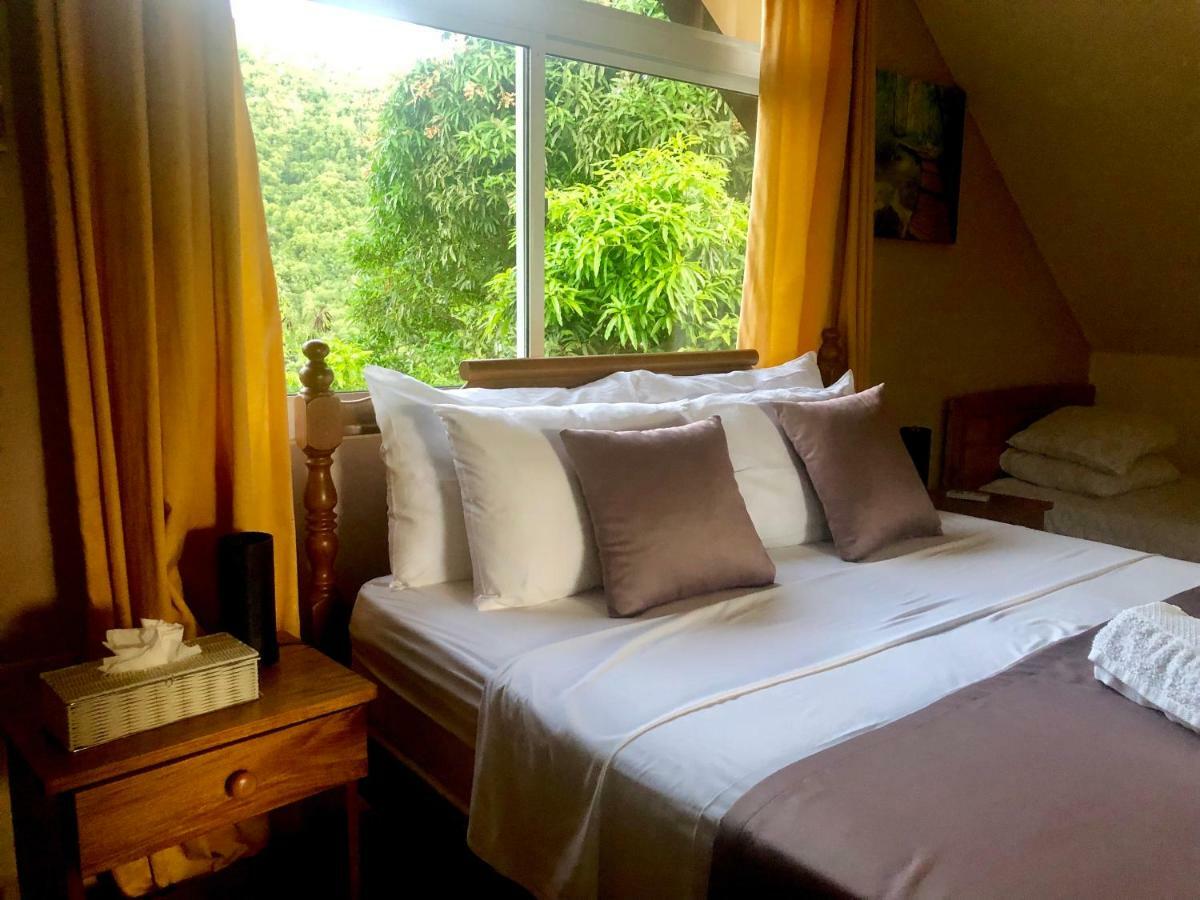 Mountain Lodge Anse Volbert Village  Ngoại thất bức ảnh