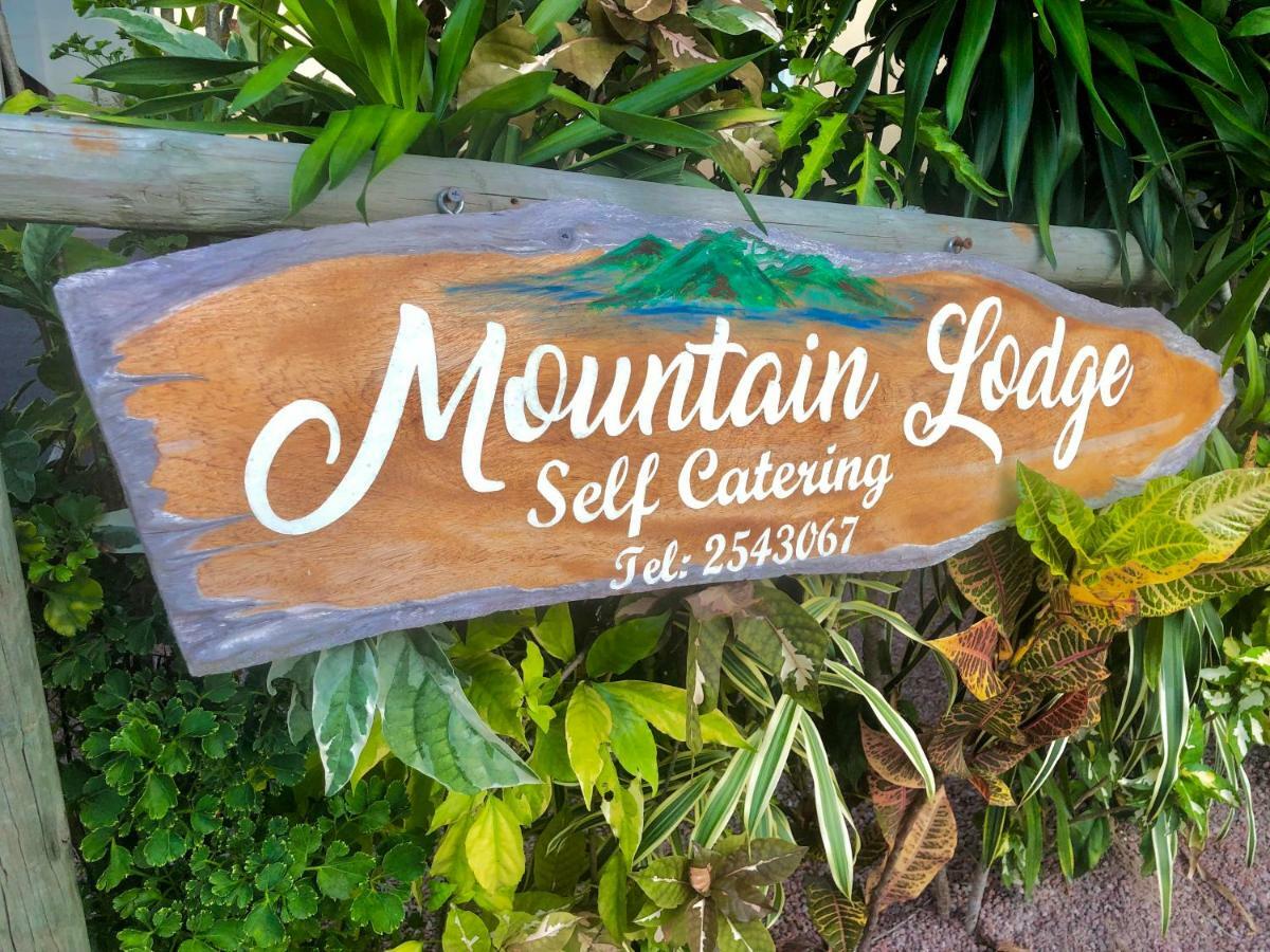 Mountain Lodge Anse Volbert Village  Ngoại thất bức ảnh