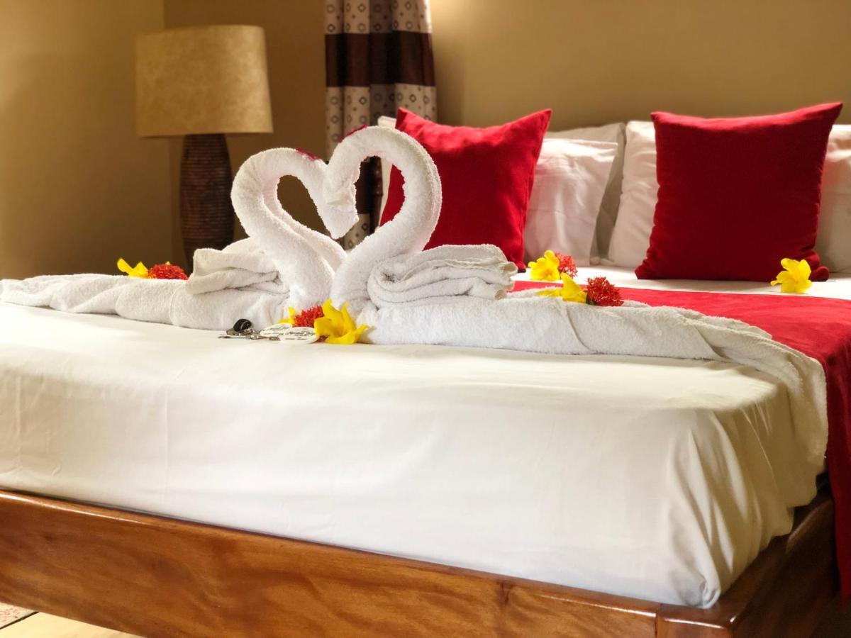 Mountain Lodge Anse Volbert Village  Ngoại thất bức ảnh